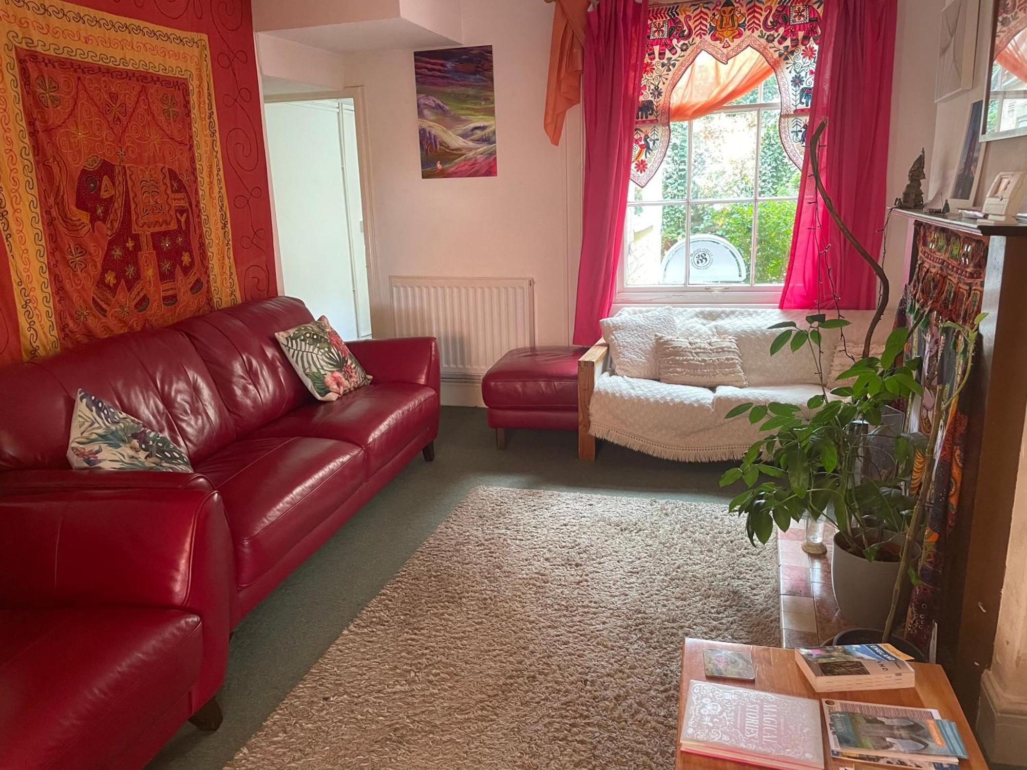 Homestay In The Heart Of Avalon Glastonbury Exterior photo